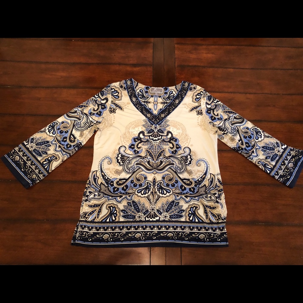 Woman’s top